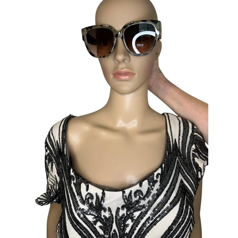 LOFT Sunglasses Womens Tortoise Shell Brown Lens Square Fashion Sun Glasses